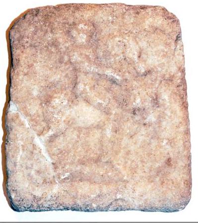 Плоча с изображението на тракийския коник, мрамор – І – ІІІ в. 