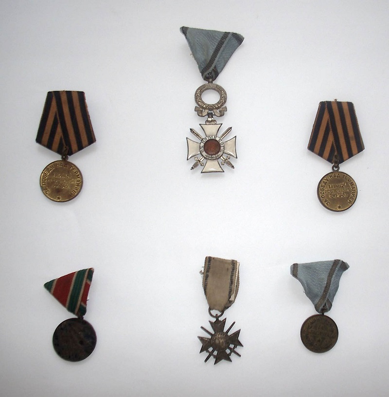 Колекция от ордени и медали на участници във Втората световна война